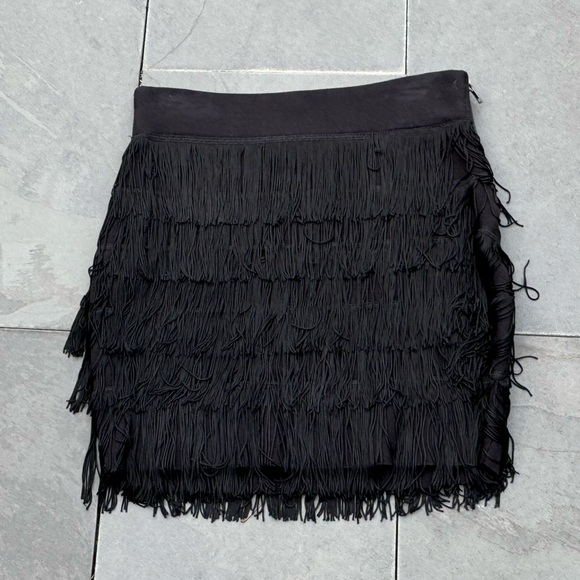 BCBG Black Fringe Mini Skirt Sz Medium NWT - Picture 2 of 5